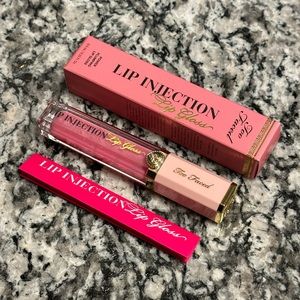 Too Faced Lip Injection Plumping Lip Gloss ‘Pretty Pony’ Pink